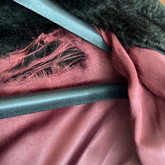 Fur coat. - Picture 7 of 11